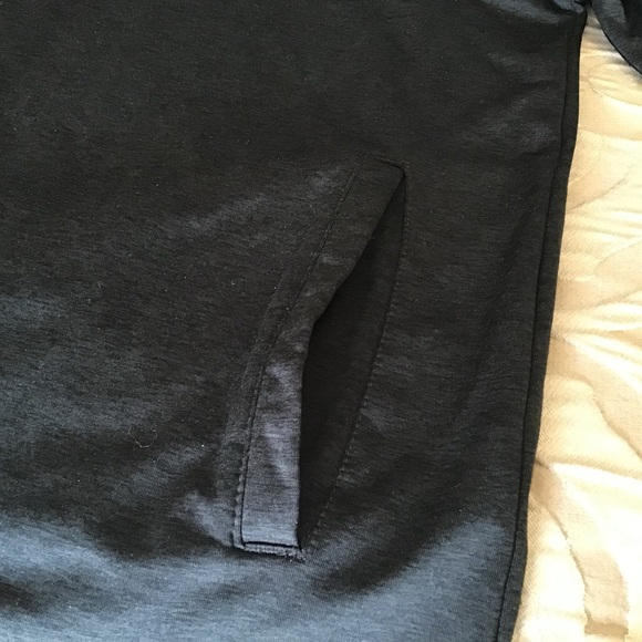 ATHLETIC Top BY RUGBY extreme stretch, size small, pull-over, zipper - Picture 8 of 9